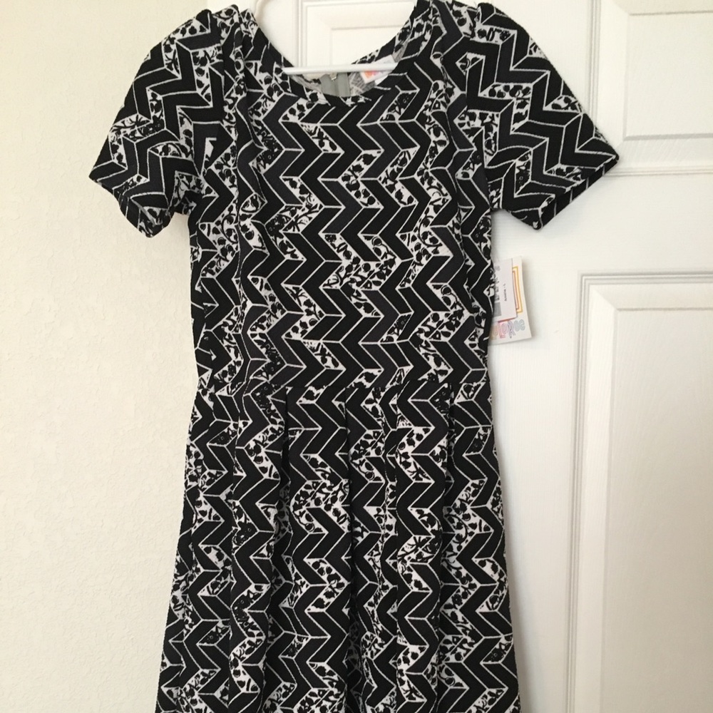 Lularoe Amelia L